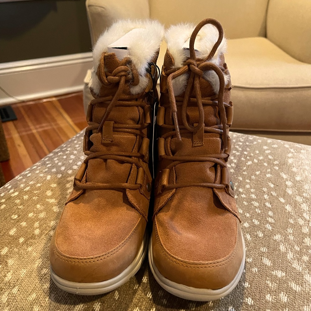 Sorel Womens Explorer Joan Size 8